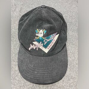Vintage 90s Mighty Ducks of Anaheim Corduroy Snapback Hat – Retro NHL Hockey Cap